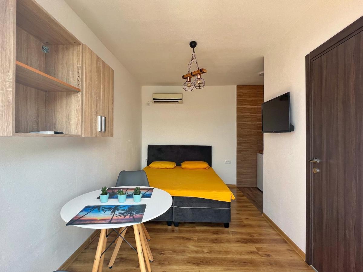 Jg Studio Apartment Vranjina Экстерьер фото