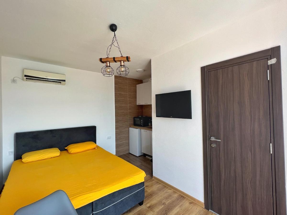 Jg Studio Apartment Vranjina Экстерьер фото