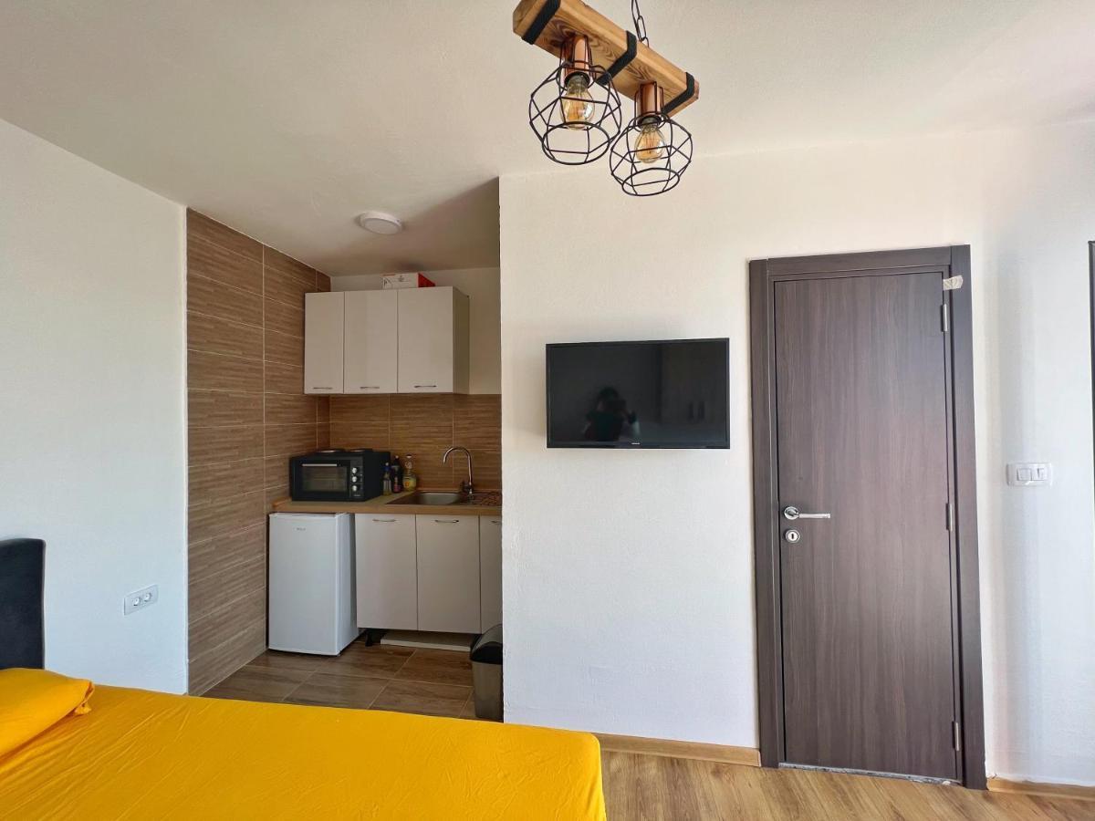 Jg Studio Apartment Vranjina Экстерьер фото